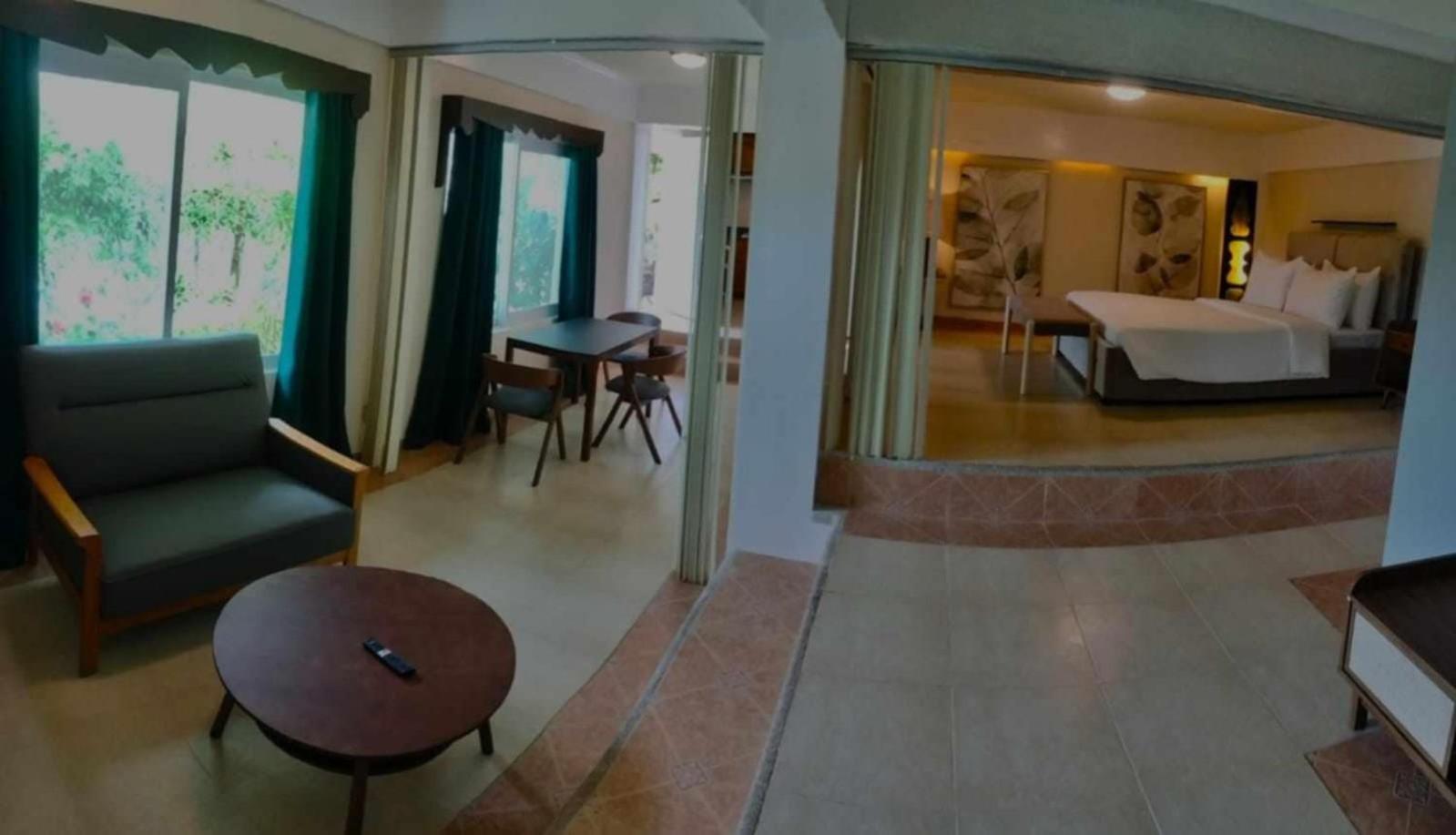 Breakfast At Monaco - Palais Boracay Hotel Manoc-Manoc Exterior foto